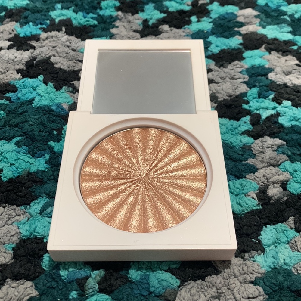 OFRA highlighter